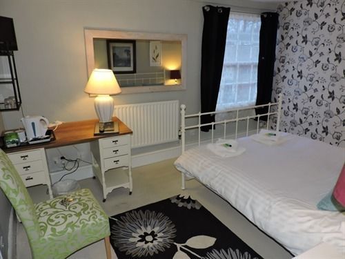 Inn The Fox 3*